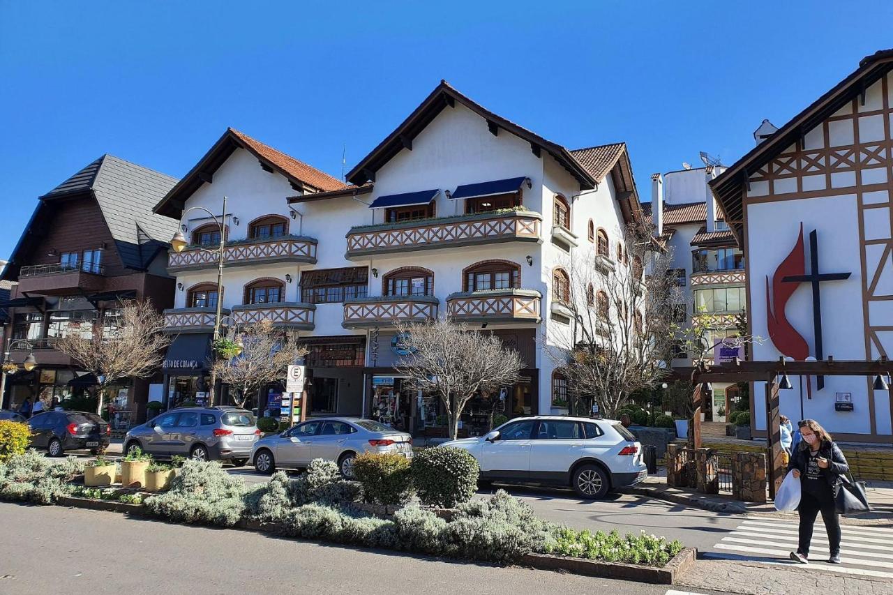 Ap. De 4 Quartos Com Ar A 150M Da Rua Coberta Gramado Exterior foto
